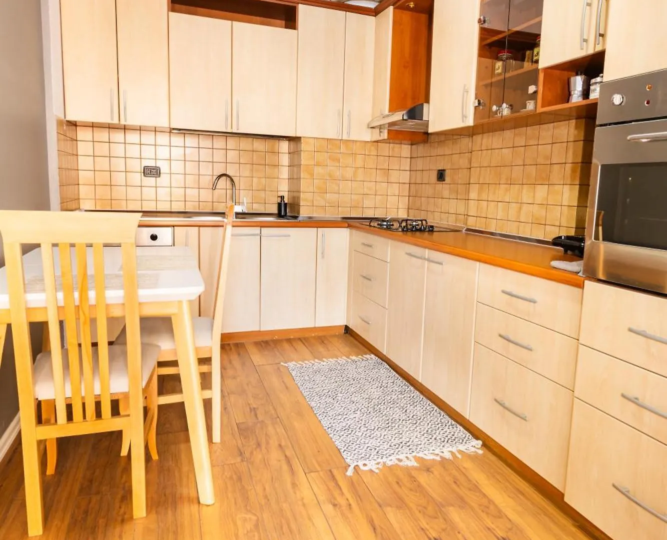 Central Cane Apartment Tirana 0*,
